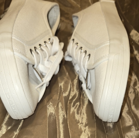 Used sneakers 💙 - Picture 4 of 6